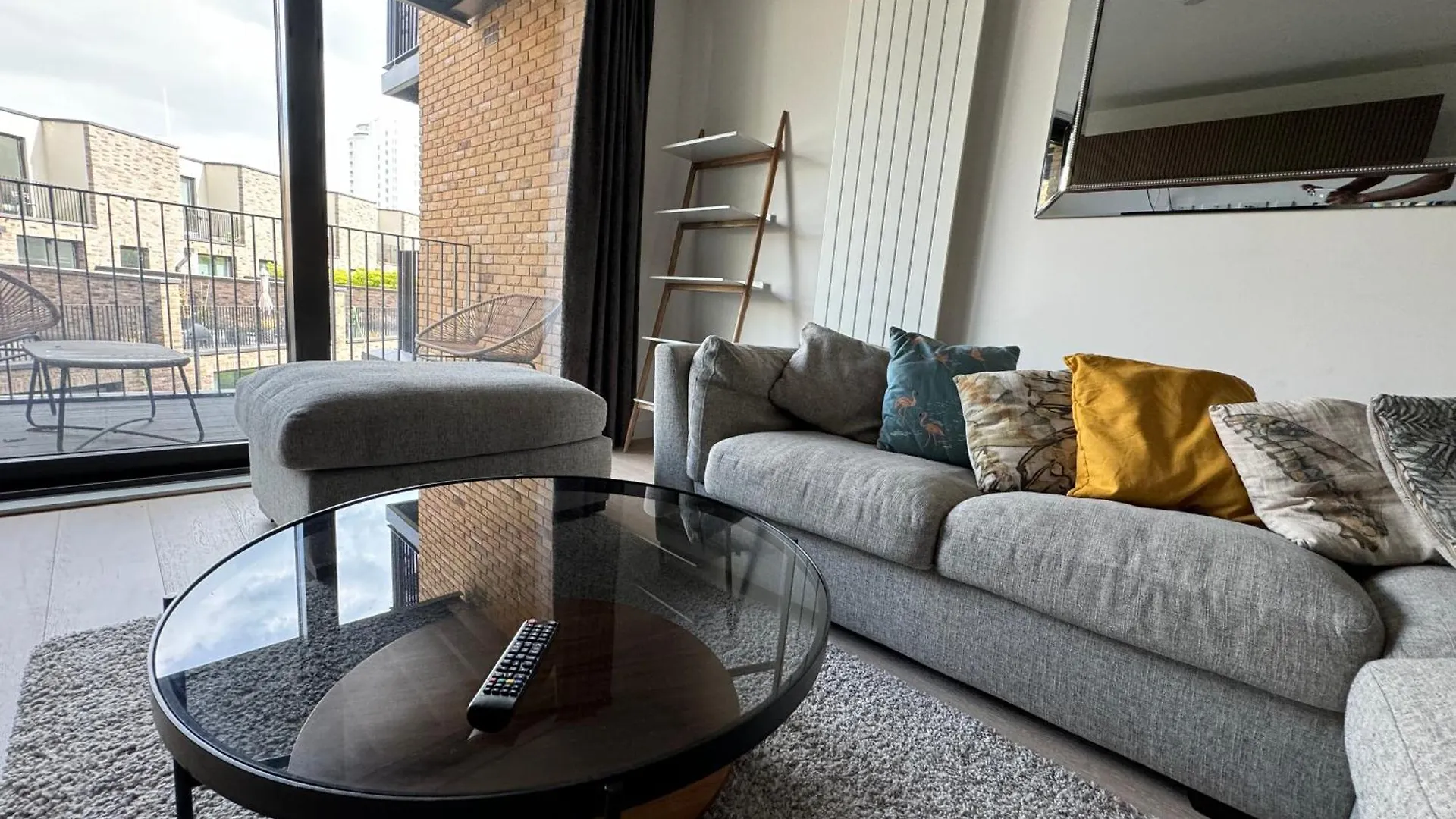 Riverside Suites And Apartments Londres